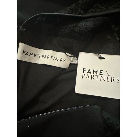 Fame and Partners Women's Asymmetrical Lace V-Back Maxi Dress Black Size 20 NWT - Picture 16 of 16